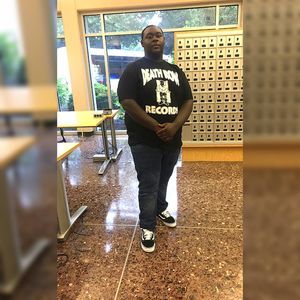 Meet your Posher, Antione